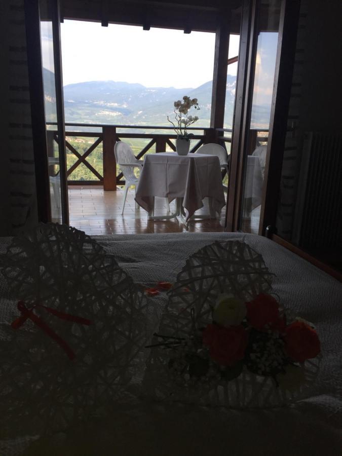 Hotel Ristorante Scoiattolo Sporminore Bagian luar foto